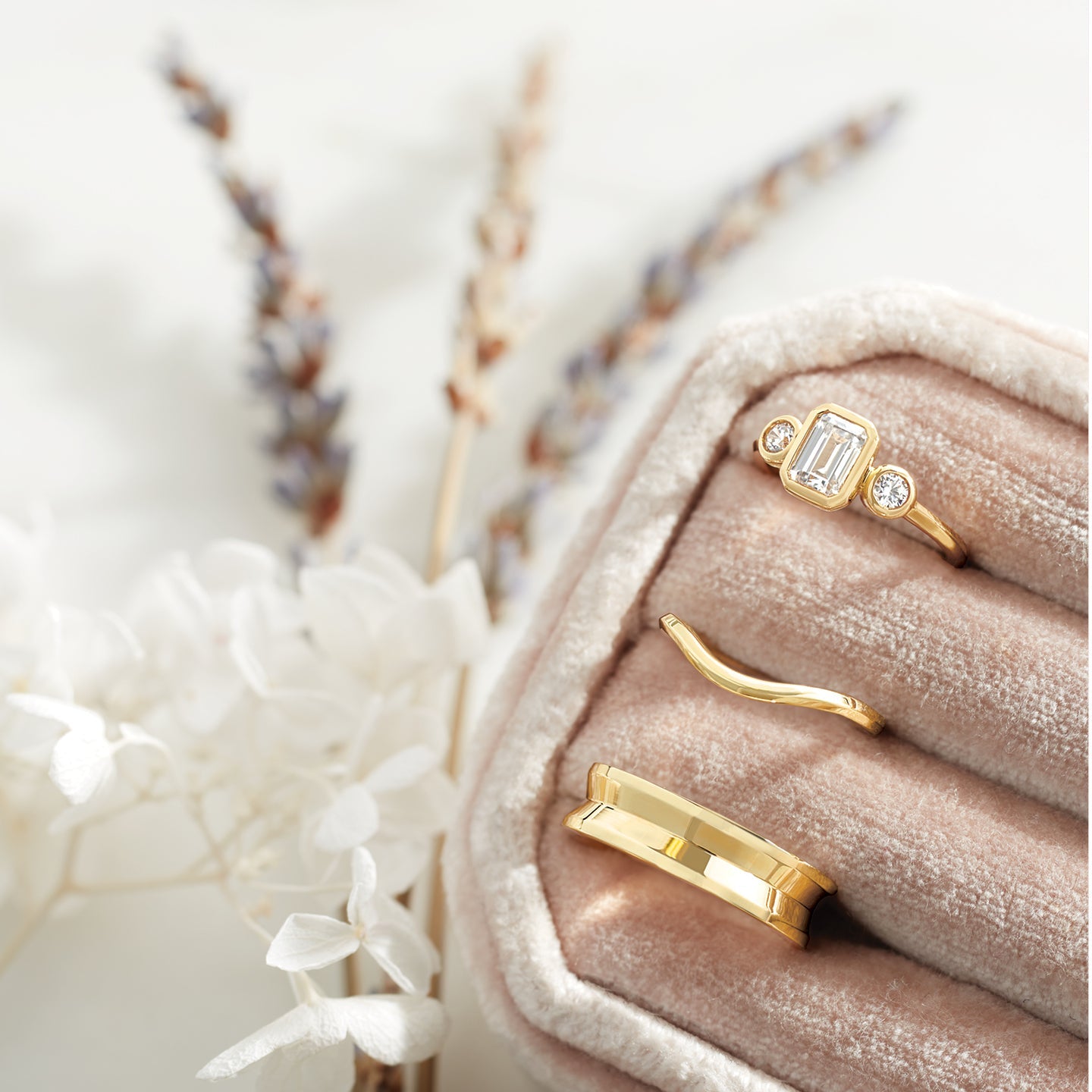 Engagement Ring Predictions for 2025: Trends to Watch 💍✨