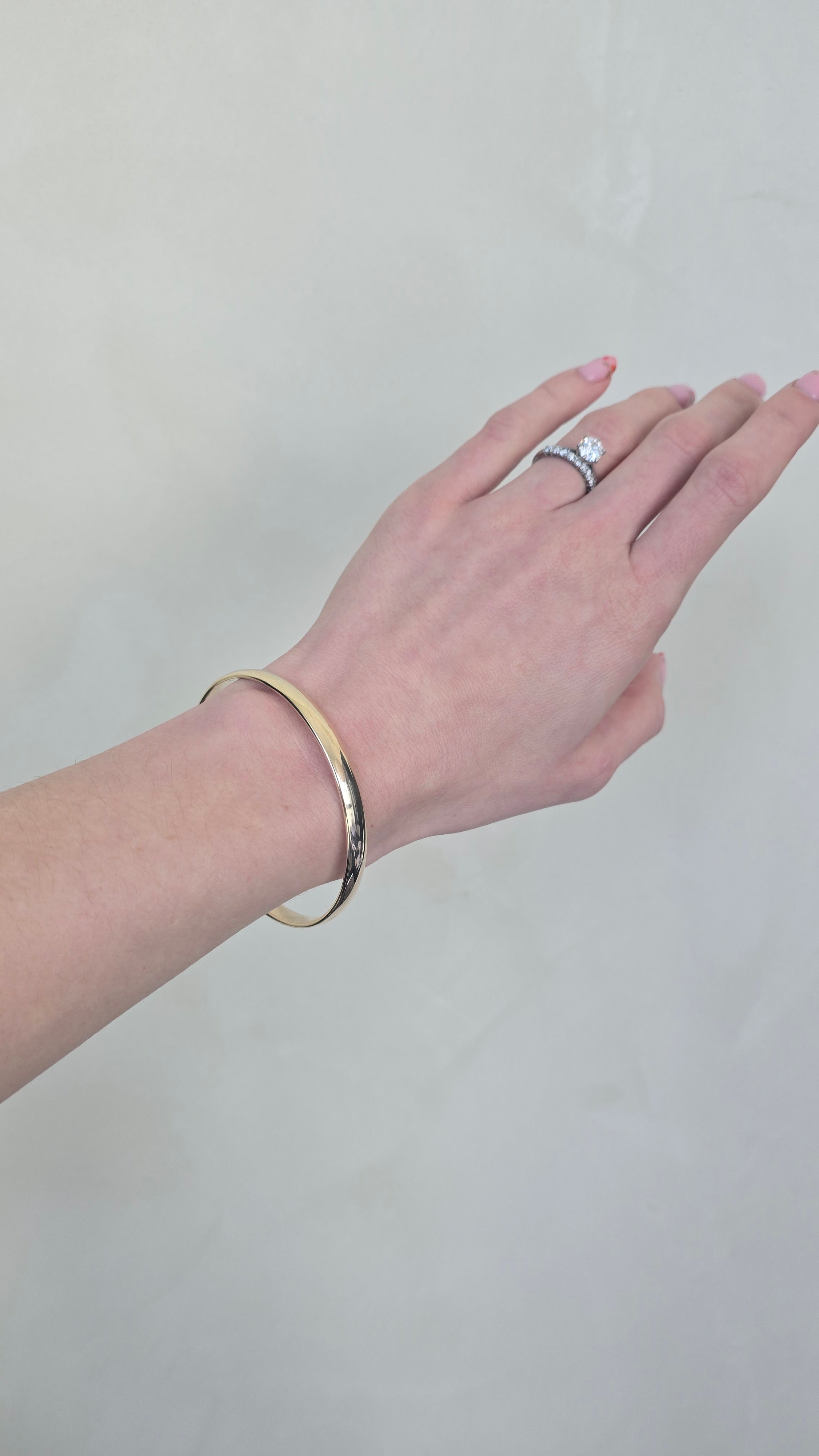 9k Yellow Gold Silver Filled Half Round 6mm Bangle