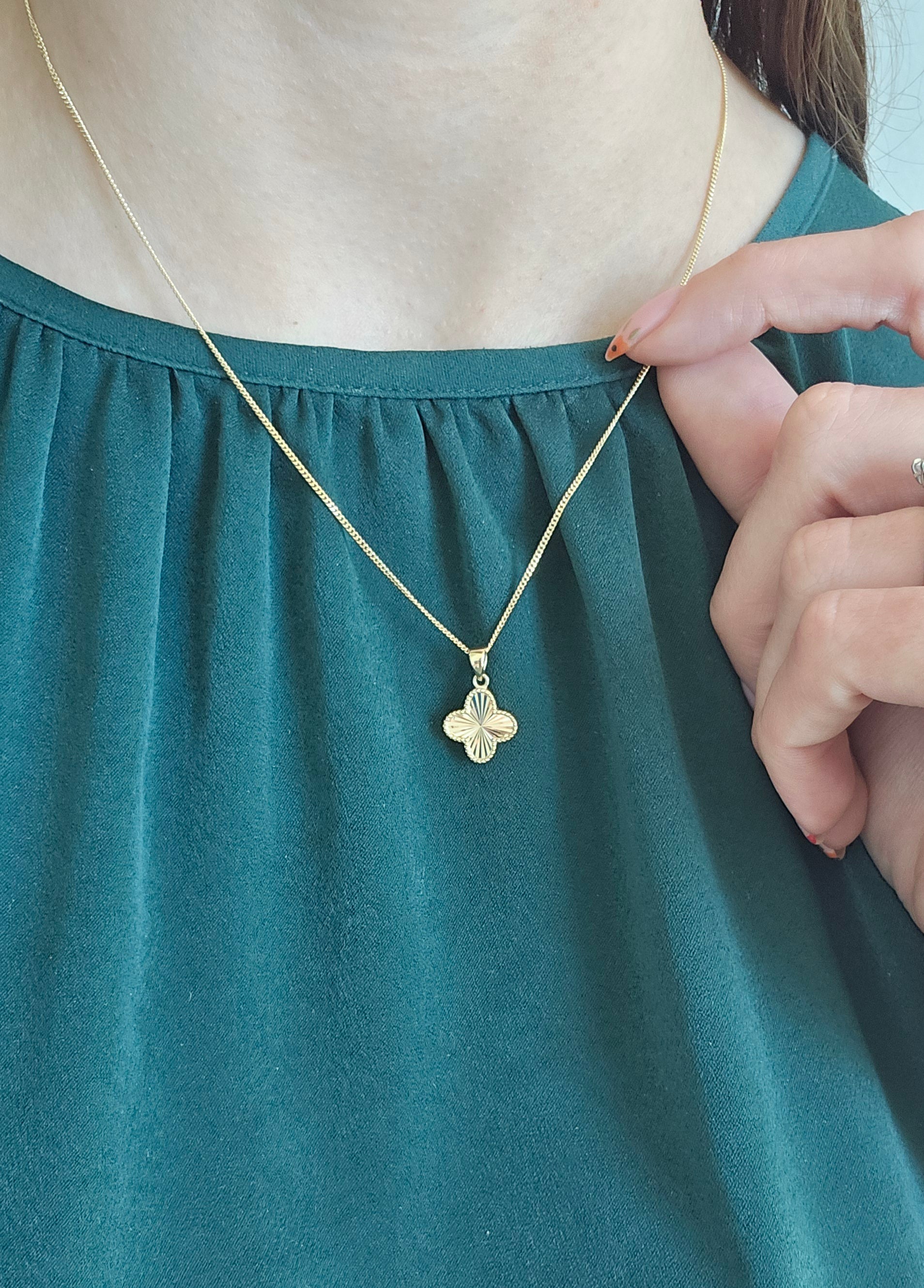 9k Yellow Gold Beaded Clover Necklace