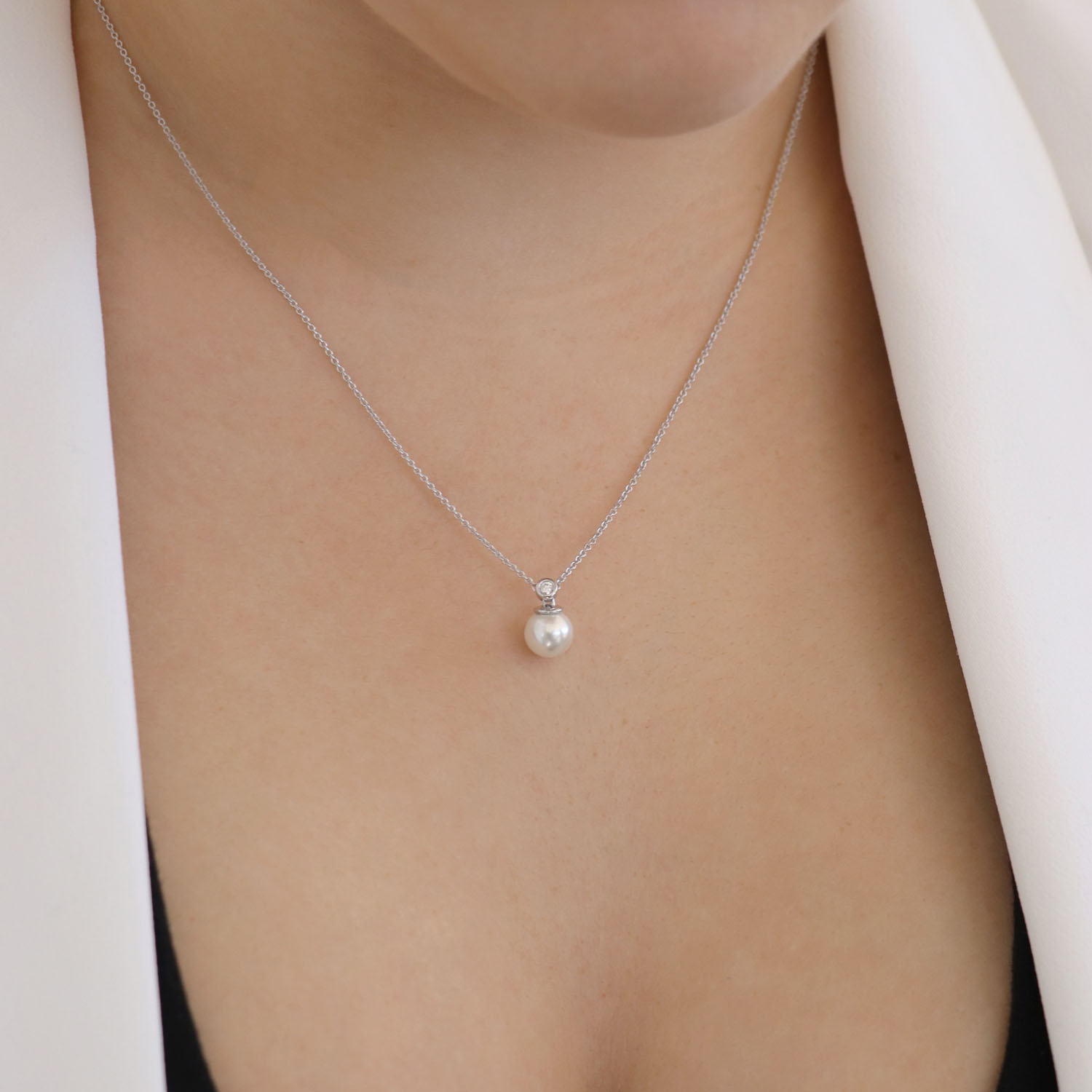 9k White Gold 'Harvest Moon' Diamond and Pearl Necklace