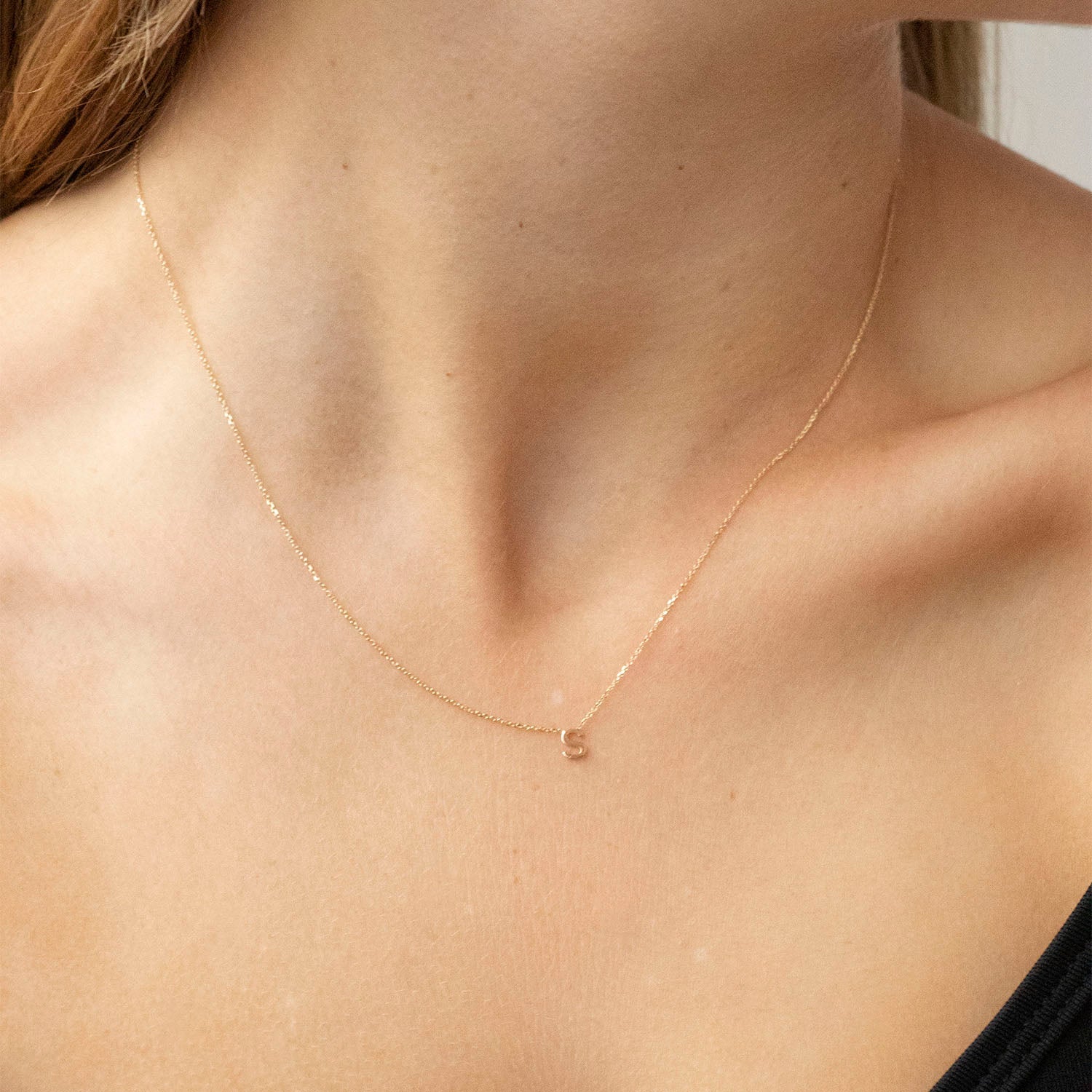 9k Yellow Gold 'T' Initial Letter Necklace