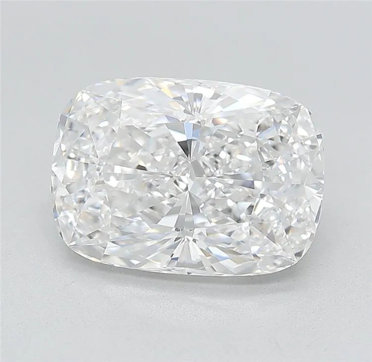3.53ct Cushion modified Lab Grown Diamond (Colour F, Clarity VS1, IGI Certified)