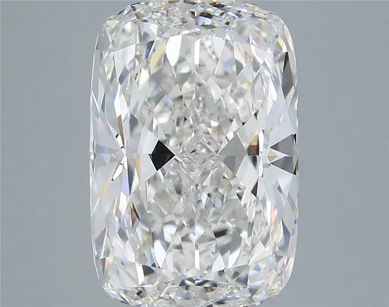 4.50ct Cushion modified Lab Grown Diamond (Colour F, Clarity VVS2, IGI Certified)