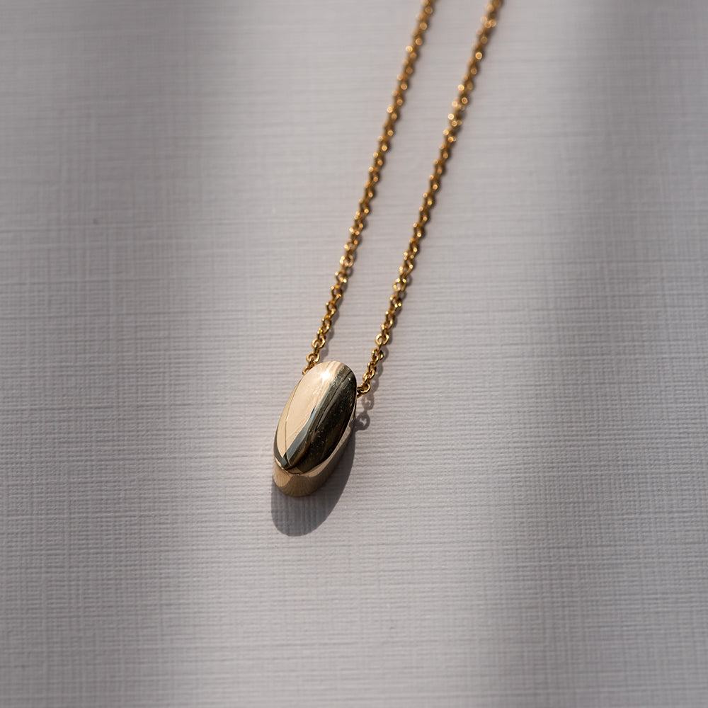 Love in a Jewel Plain Amavi Pendant