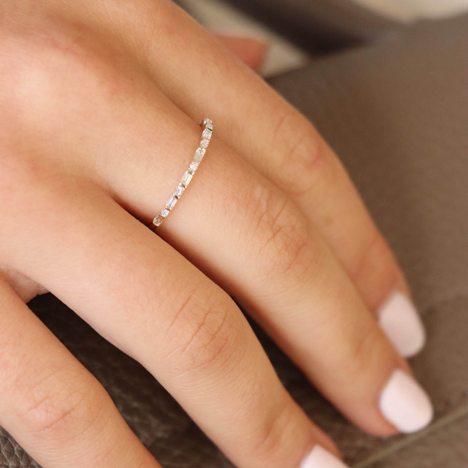 9k Yellow Gold Alternating Baguette Diamond Band